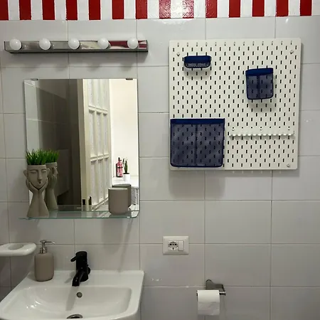 Civico 24 - In Center アパート